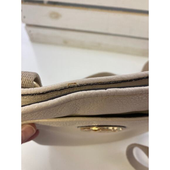 MICHAEL KORS, SMALL CREAM / TAN LEATHER CROSSBODY BAG (ASIS) - Picture 6 of 13